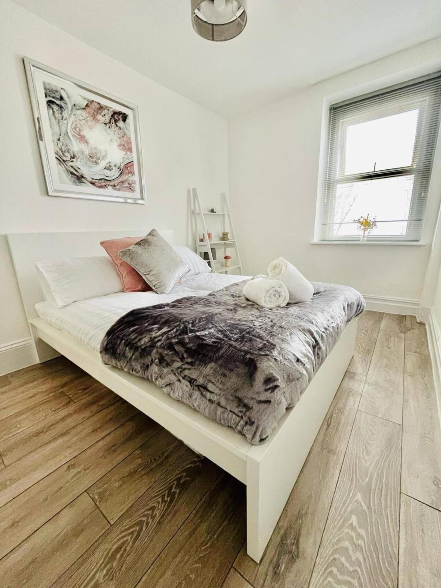 Hamilton House Apartment Портсмът Екстериор снимка