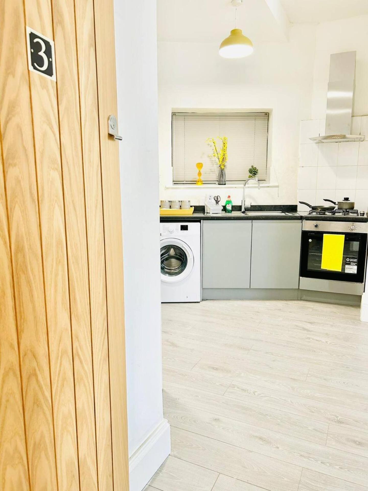 Hamilton House Apartment Портсмът Екстериор снимка