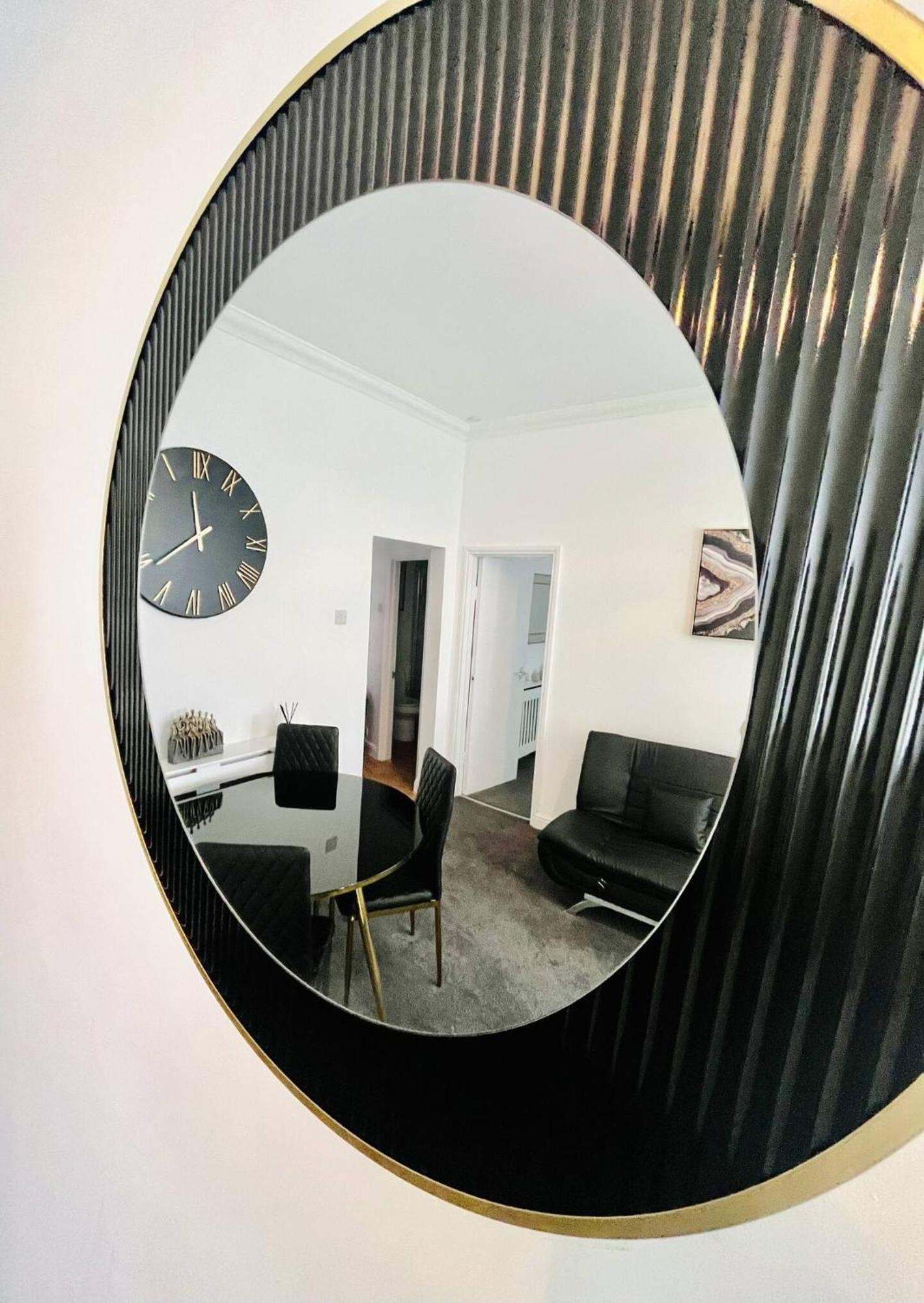 Hamilton House Apartment Портсмът Екстериор снимка